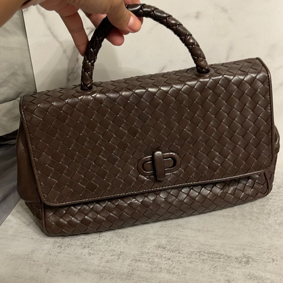 Authentic Bottega Veneta Brown Bag - Picture 3 of 11